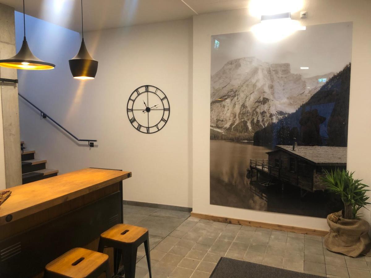 Chalet West 锡利安 外观 照片