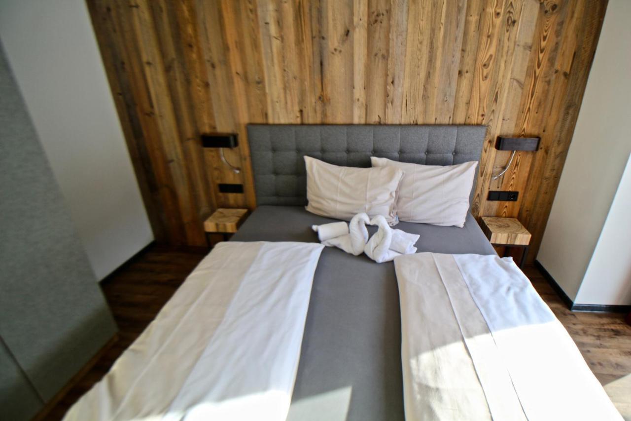 Chalet West 锡利安 外观 照片