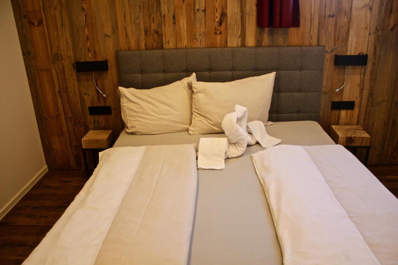 Chalet West 锡利安 外观 照片